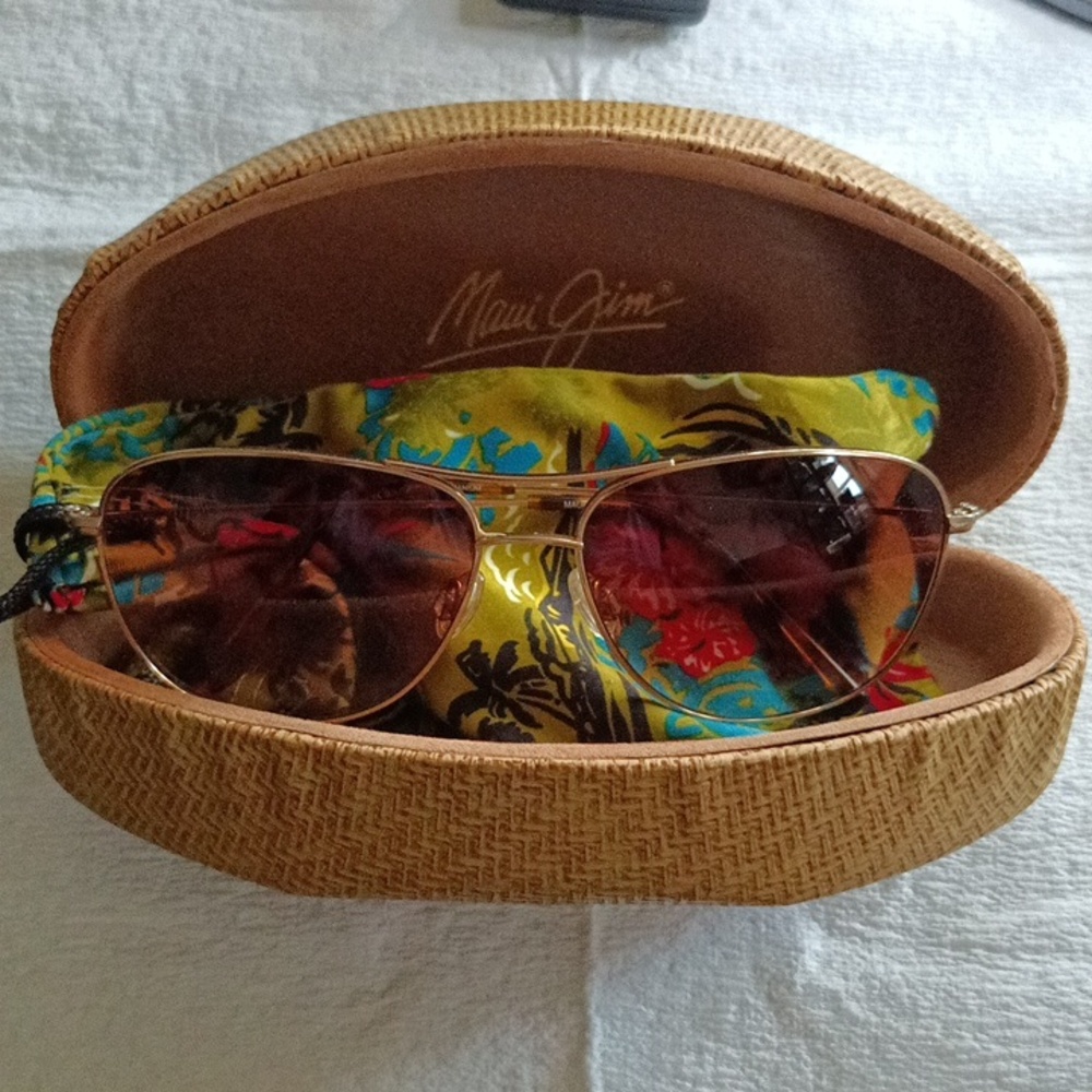 Maui Jim Cliff House Aviator Sunglasses, Gold frame Authentic